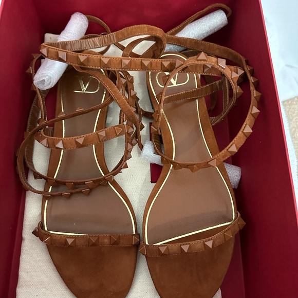 Valentino rock stud  suede sandals sz 8 - Picture 3 of 5
